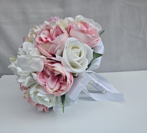 Buchet nunta pink and white roses