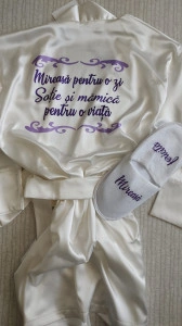 Halat satin și papuci