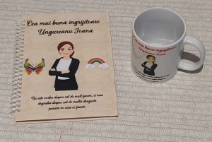 Agenda si cana personalizata "Pentru cea mai buna îngrijitoare"