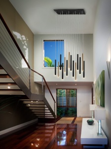 LUSTRA/PLAFONIERA VARAS, CU TELECOMANDA, 50/300 CM, NEGRU MAT/AURIU/OPAL, DIN METAL SI ACRIL, STIL MODERN - Img 2