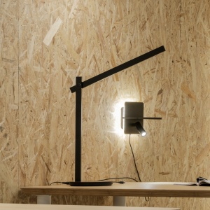 VEIOZA PIVOT TL, NEGRU, DIN ALUMINIU, STIL MODERN - Img 2