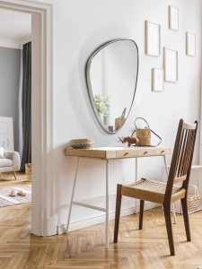 OGLINDA DECORATIVA ORIO, 55x84 CM, DIN STICLA SI MDF, STIL MODERN