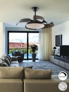 VENTILATOR ENZO, CU TELECOMANDA, 38/51 CM, NEGRU MAT/OPAL, DIN METAL, ACRIL SI METACRILAT, STIL MODERN