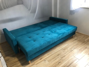 CANAPEA EXTENSIBILA SCANDI DIVERSE NUANTE TAPITERIE DIN CATIFEA STIL SCANDINAV