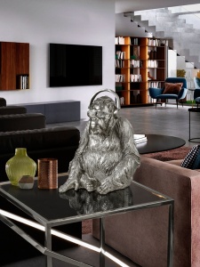 FIGURINA DECORATIVA ORANGUTAN MUSIC, 26x36 CM, DIN POLIRASINA, STIL MODERN