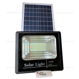 Proiector LED 50W cu Panou Solar si Telecomanda TIGER