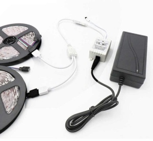 Conector Alimentare Banda LED RGB 12V 2 Iesiri - Img 2