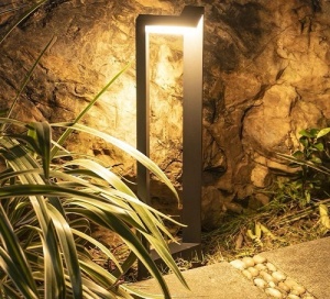 Stalp LED Gradina 10W Negru LZ548