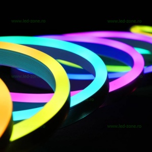 Kit Neonflex LED RGB Digital Muzical 10m Telecomanda si Telefon CAPITAL-10 - Img 3
