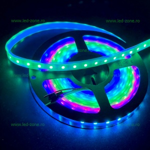 Banda LED 5050 60 SMD/ML Digitala RGB Submersibila 12V - Img 8