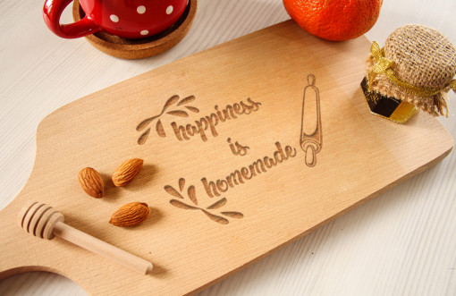 Tocator lemn clasic personalizat Happiness is homemade