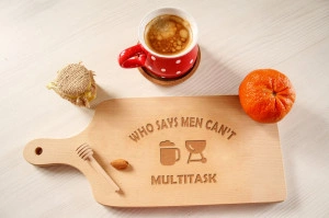 Tocator lemn clasic personalizat Who Says men can't multitask - Img 2