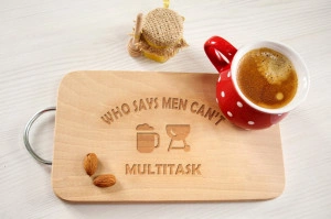 Tocator lemn maner metal personalizat Who Says men can't multitask