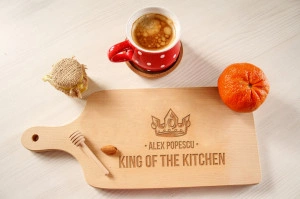 Tocator lemn clasic personalizat cu nume King of the kitchen - Img 2