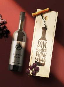 Cutie personalizata din lemn pentru vin Save water drink wine