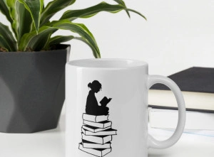 Cana personalizata A book a day keeps reality away - Img 3