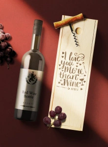 Cutie personalizata din lemn pentru vin I love you more than wine almost