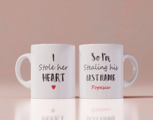 Set 2 cani personalizate I stole her heart so I m stealing his last name