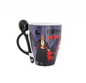 Cană cu linguriță Dracula România