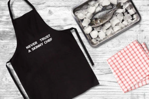 Sort de bucatarie personalizat Never trust a skinny chef