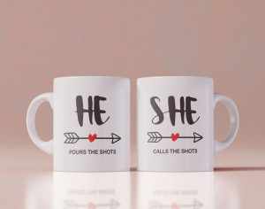 Set 2 cani personalizate She calls the shots He pours the shots - Img 1