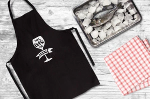 Sort de bucatarie personalizat Will cook for wine