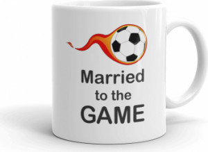 Cana personalizata Married to the game Fotbal
