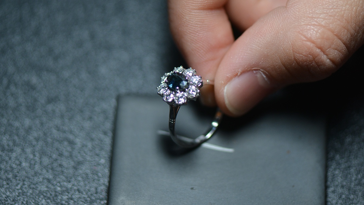 certificat gemologic bijuterii diamante
