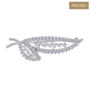 Broșă din platină cu diamante naturale de 5.25 ct
