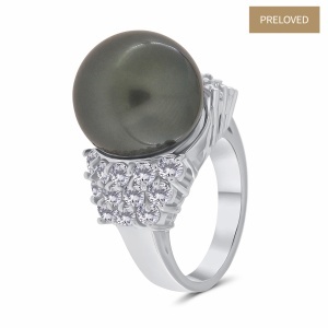Inel din aur de 18k cu perlă de cultură Tahitian și diamante naturale de 1.80 ct