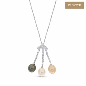Lanț și pandantiv din aur de 18k cu diamante naturale de 0.28 ct și perle de cultură South Sea și Tahitian