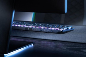 Tastatura Razer DeathStalker V2 Pro Tenkeyless, wireless, bluetooth, cu fir, conectivitate Razer™ HyperSpeed Wireless (2.4 Ghz), Bluetooth, sau Type-C, switch Razer™ Low-Profile Optical Switches (Linear), butoane programabile, optiune gaming mode, - Img 10
