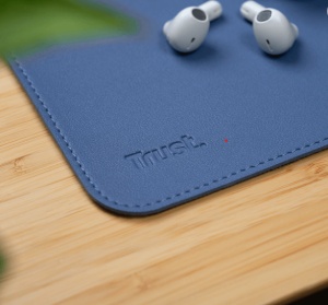 Mousepad Trust Benya XXL, material PVC, dimensiuni 900 x 430 x 2albastru - Img 1