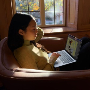 MacBook Air 13.6" Retina/Apple M5 (CPU 10-core, GPU 8-core, NeuralEngine16-core)/16GB/512GB - Silver - INT KB (No Adapter) - 2026 - Img 5