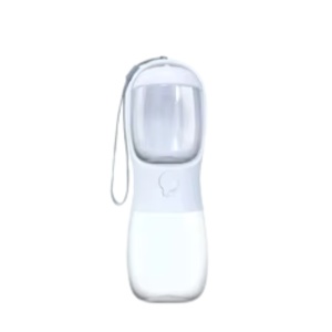 Sticlă portabilă 2-în-1 pentru apă și hrană animale, 330 ml, cu compartiment pentru recompense, buton ON/OFF, fără scurgeri, ideală pentru plimbări, călătorii și drumeții - Yatrick, culoare: alb