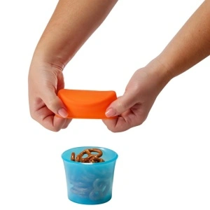 Boon, Set 2 caserole cu 2 capace de silicon, Snug snack, nu contine ftalati
