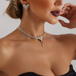 Set Bijuterii Femei Lant Choker Elegant Si Cercei Statement Cu Cristale Zirconiu S25C - Img 5