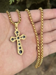 Lant Elegant Cu Pandantiv Crucifix, Placat Aur, Cruce Neagră Stil Urban LC01X - Img 1