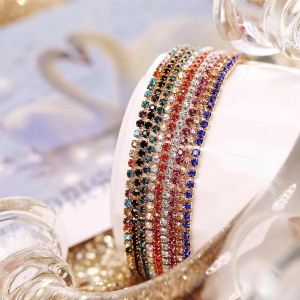 Set 7 Bratari Femei Multicolore cu Pietre Stralucitoare, Bratari Reglabile Fashion, Accesorii Colorate Elegante, Model Glam BF935G - Img 2