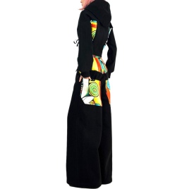 Hanorac cropped cu talie reglabilă și print artistic față stilizată. Design unicat de stradă, handmade – descoperă HOLY SHINOBI pe holycuts.ro.