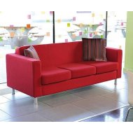 Lunar Red. Sofa za cekonicu