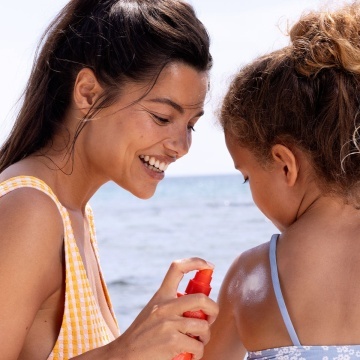 Lapte-spray hidratant SPF 50+ Sun Secure, 200 ml, SVR - Img 3