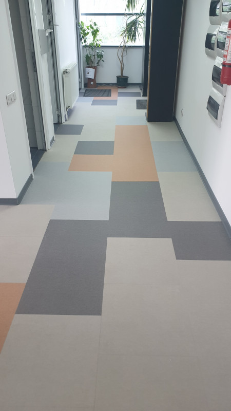 Pardoseala PVC in dale Tarkett Square
