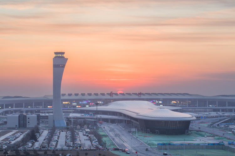 REMP pentru Aeroporturi - 70.000 m2
