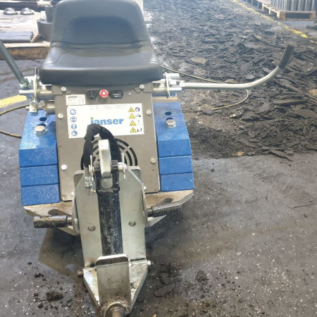 Servicii curatenie industriala cu utilaje specializate