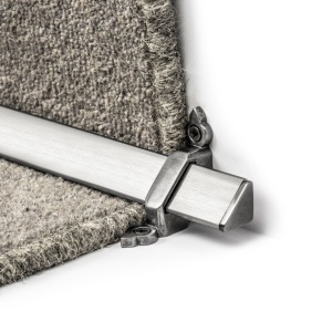 Sistem de fixare mocheta pe treapta Stairrods UK - Royale Vue