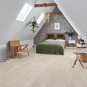 Designflooring_Rubens_Gluedown_Grey_Scandi_Pine_KP131-7 www.linoleum.ro