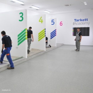 Montatori-certificati-la-Academia-Tarkett