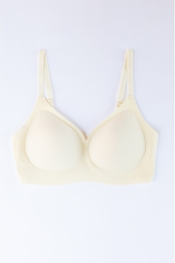 Sutien tip bustiera soft confort fara armatura, cupe moi, din microfibra Naira, Butter - Img 5