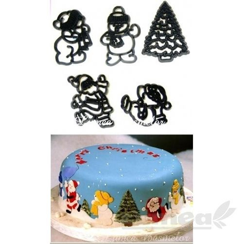 <p>Creați cele mai vesele și festive deserturi cu acest <strong>set</strong> de 5 decupatoare de Crăciun de la Patchwork! Perfect pentru decorarea torturilor, prăjiturilor, fursecurilor sau cupcakes-urilor de sărbători, acest set include forme clasice pre